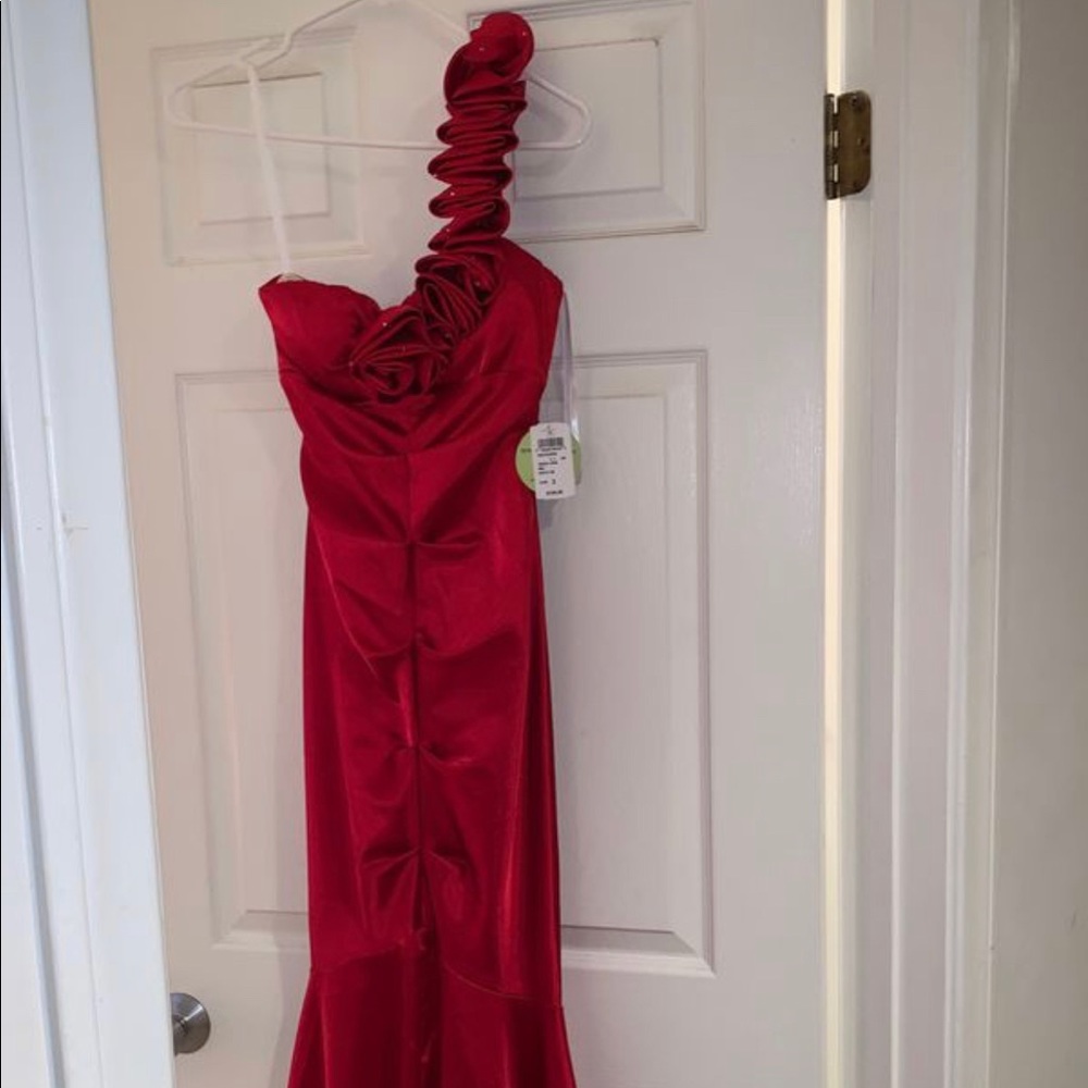 Red formal Windsor dress
